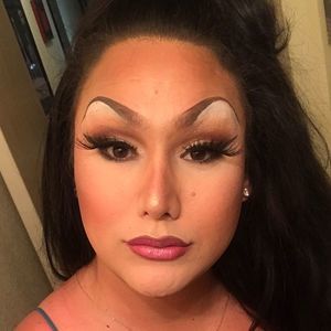 Meet your Posher, Amelia